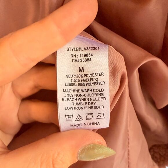 Sage the Label Sherpa Teddy Coat in Blush Pink size Medium - Picture 10 of 11